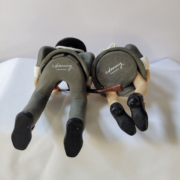 Set 2 D Manning Thanksgiving Shelf Sitter Pilgrims Man Woman Rifle Clay Figures - Picture 12 of 14